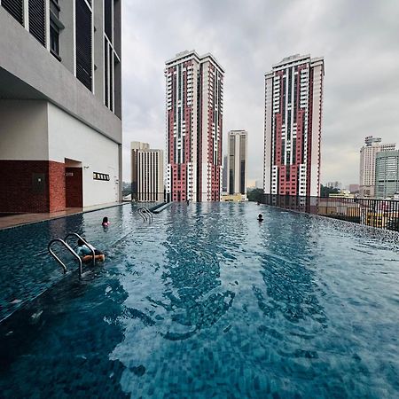 Chambers Suites Kl Куала-Лумпур Экстерьер фото